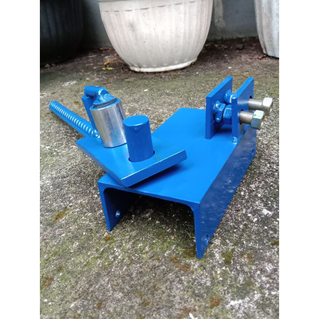 Penekuk besi 12 - 16 mm