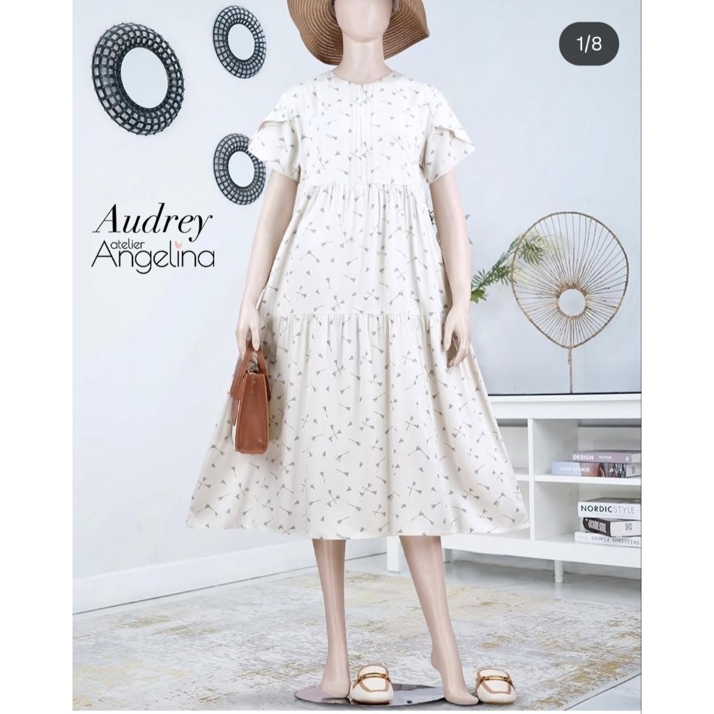Audrey by Atelier Angelina