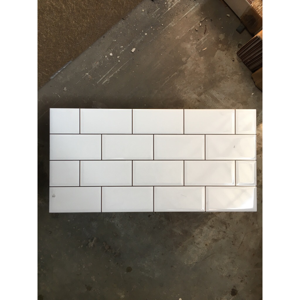 keramik 25x50 bricky briko subway interlaken nat palsu white wt bata bavel timbul dapur kitchen dind