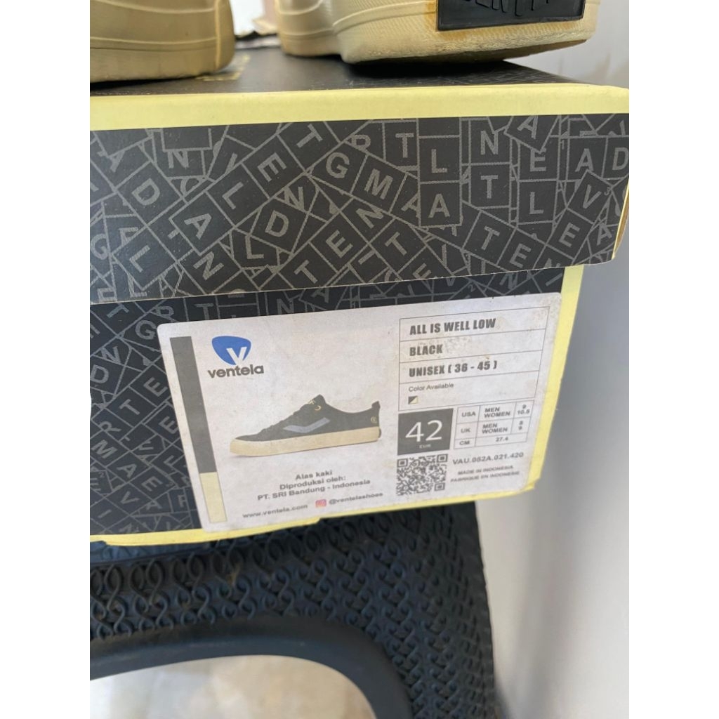 SPATU VENTELA EVIL SIZE 42 ORIGINAL BEKAS PEMAKAIAN