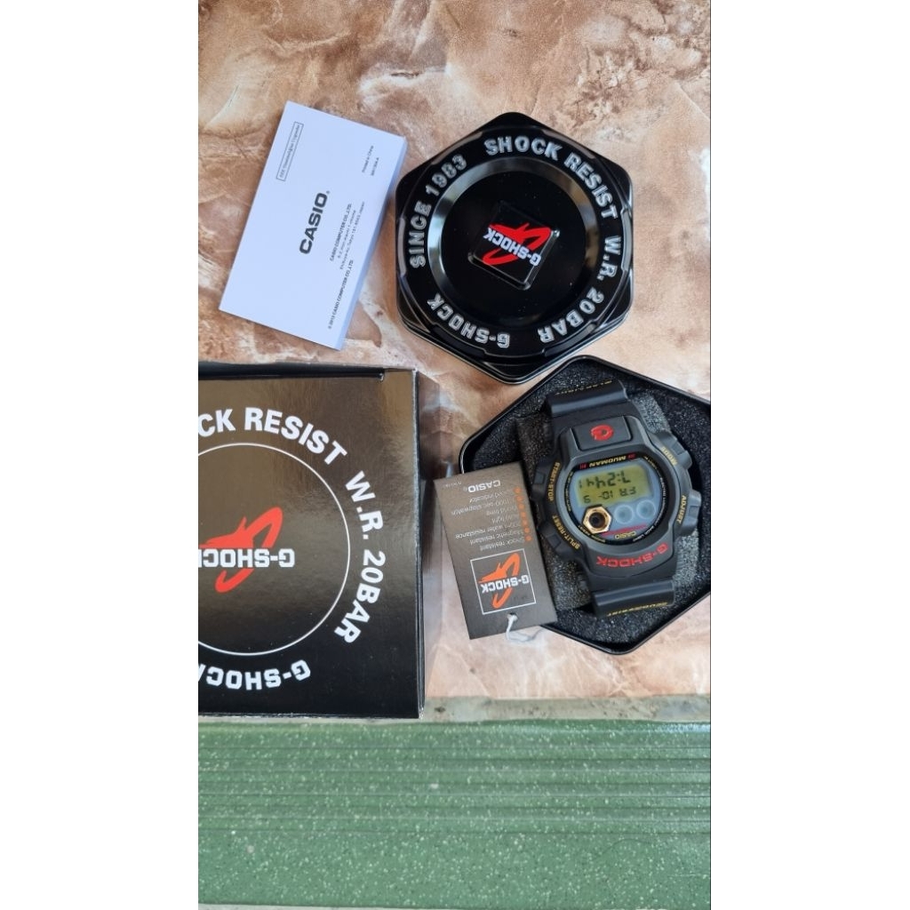 G-shock DW-8400 - Gold Series