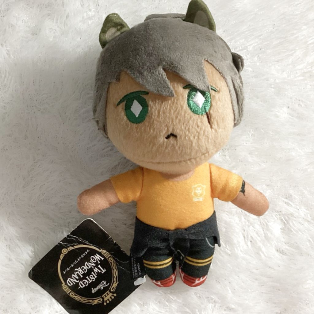 Twisted Wonderland Nuigurumi Leona PE