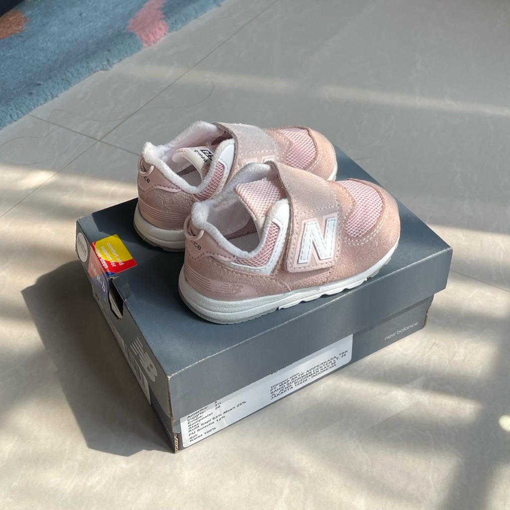 Preloved New Balance 574 (NEW-B) Baby