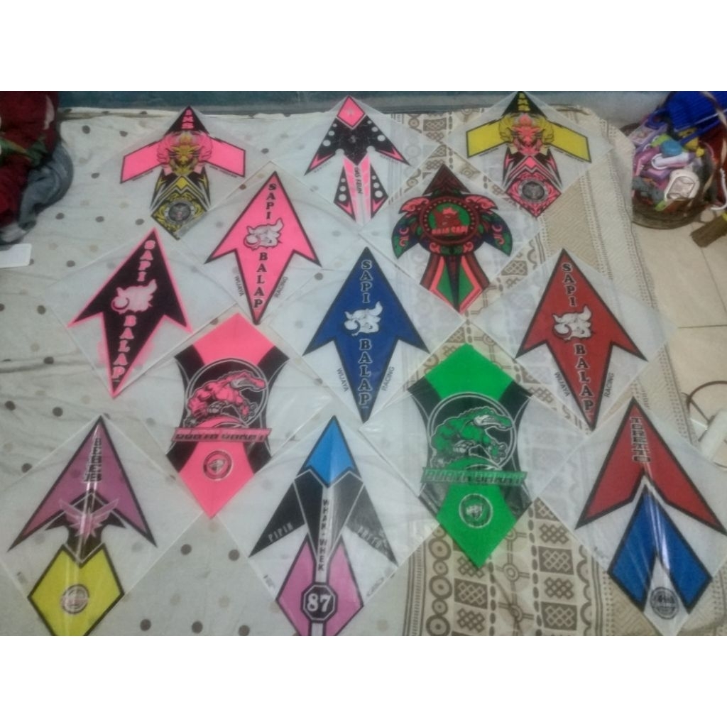 LAYANGAN SUKHOI SUPER TURNAMEN/KOLEKSI