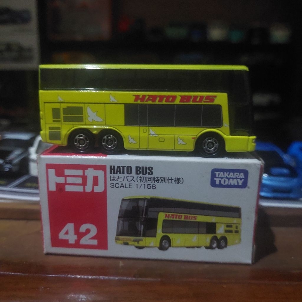 tomica hato bus