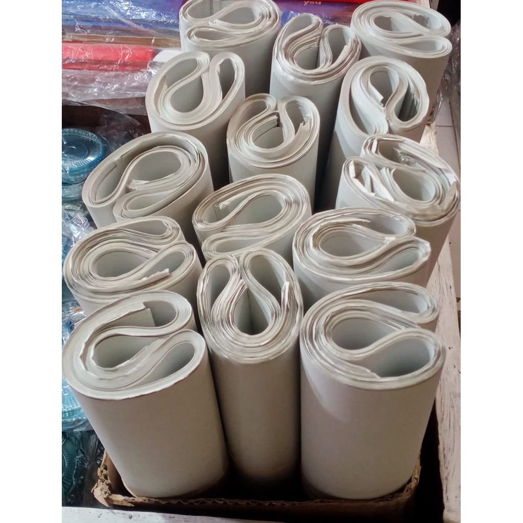 500gr Kertas Putih Kiloan Kawe 1 dan 2/Kertas Padang/Kertas Putih Alas Kertas Nasi