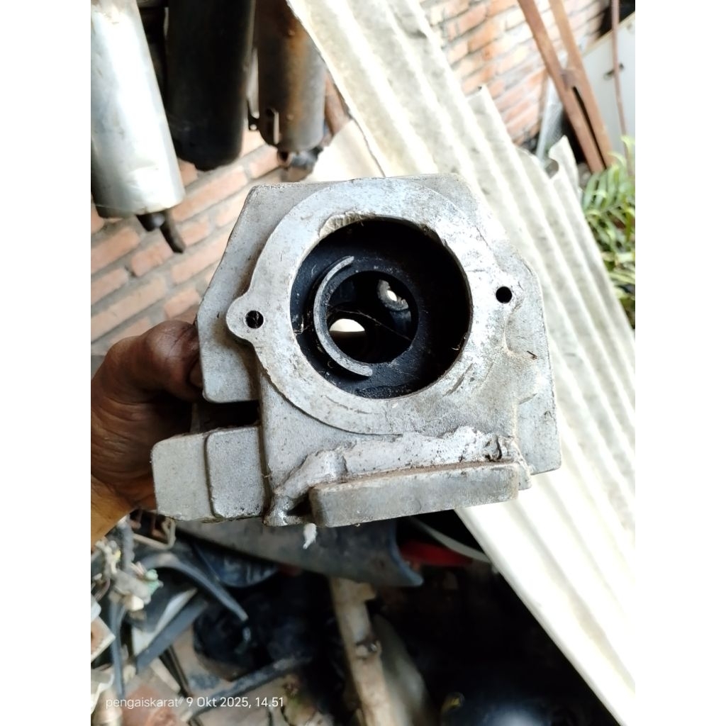 cylinder head deksel kop  JAMUS 3 KLEP 3VALVE