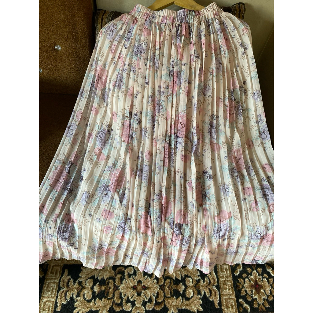 preloved rok alln knitwear