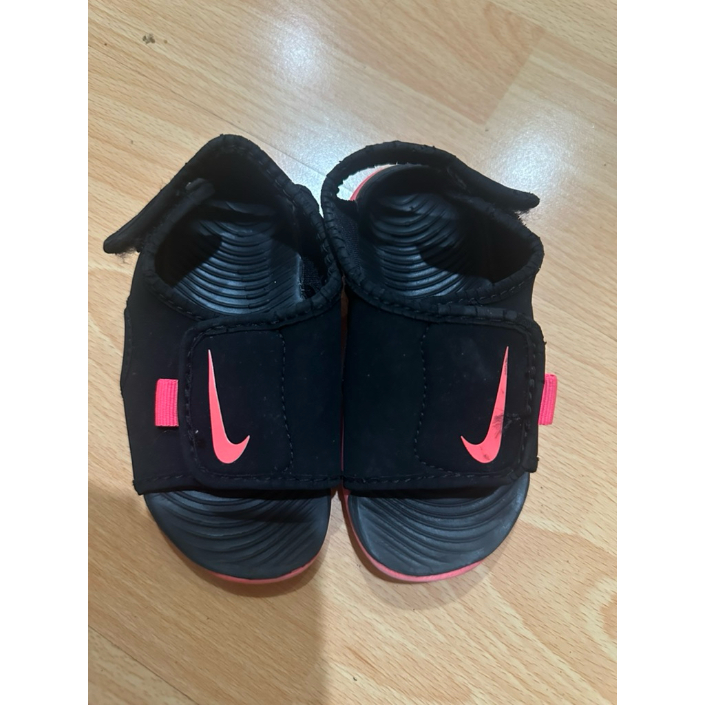 Sandal anak second/ preloved nike samba hitam original + kotak sepatunya