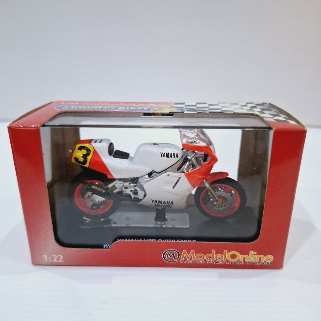 Italeri Yamaha YZR OW98 500cc World Champion 1988 rider E Lawson