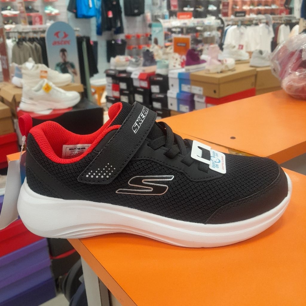 Kids Skechers Black Sepatu Hitam Anak 32-37