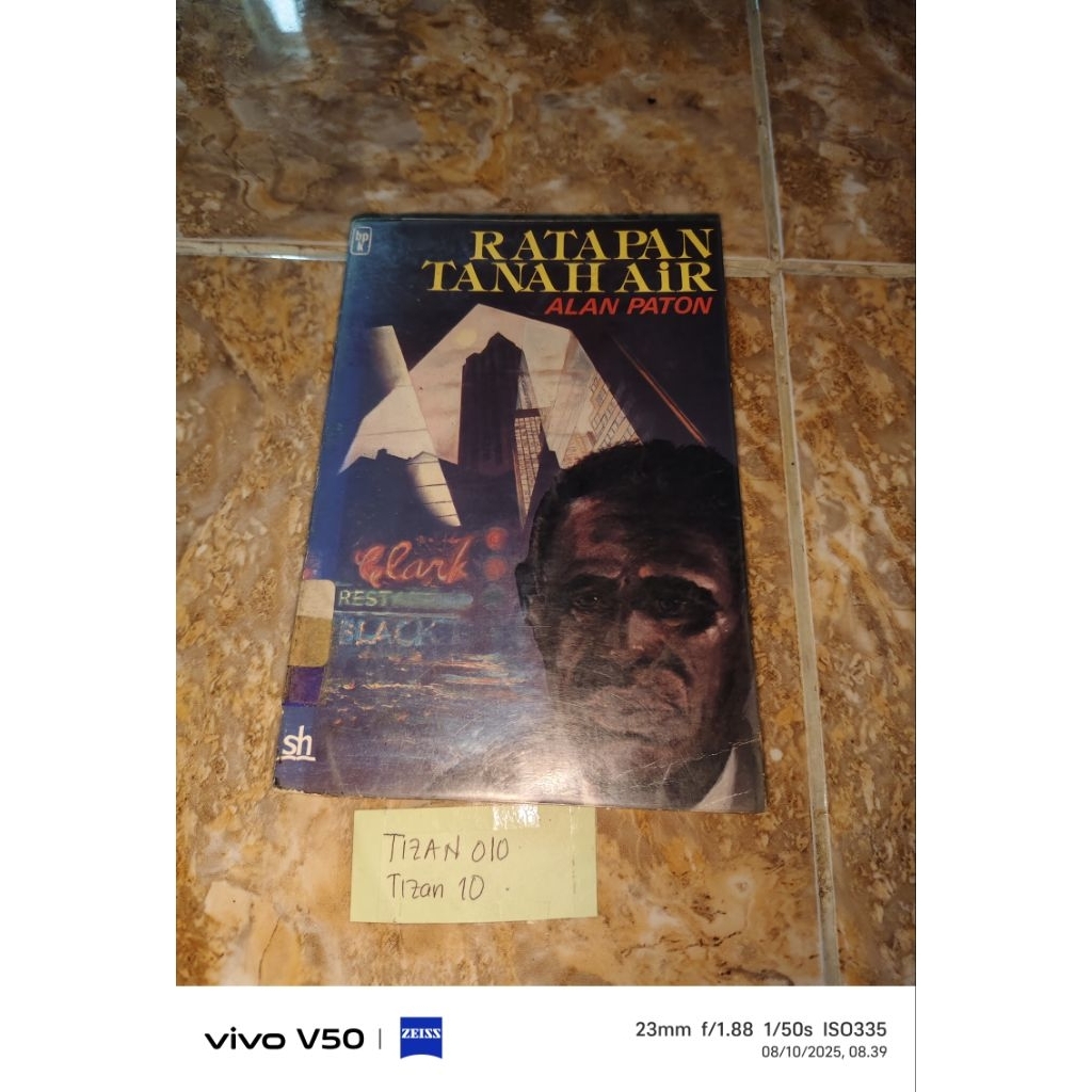 Buku Ratapan tanah air - Alan Paton