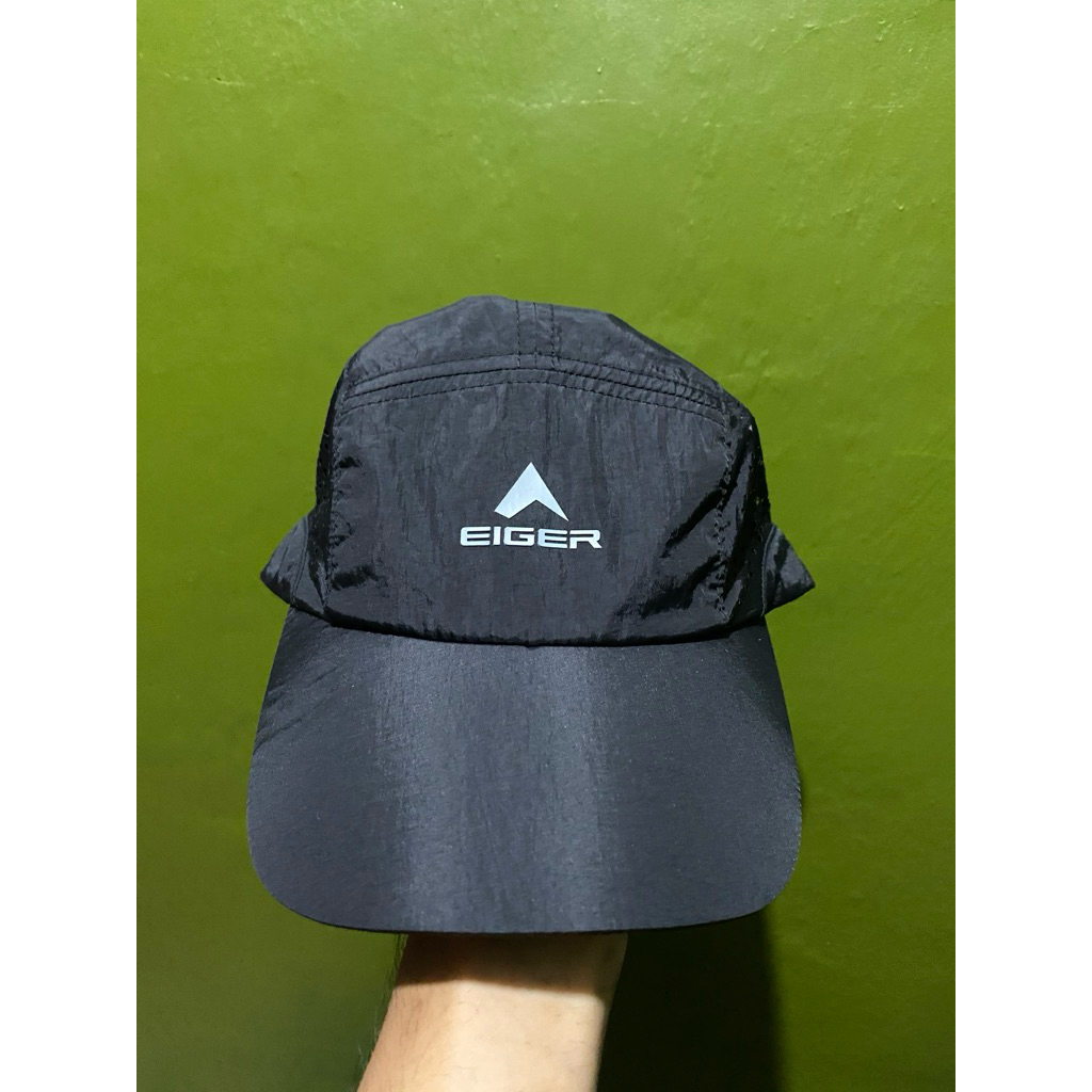 TOPI EIGER ASCENDING