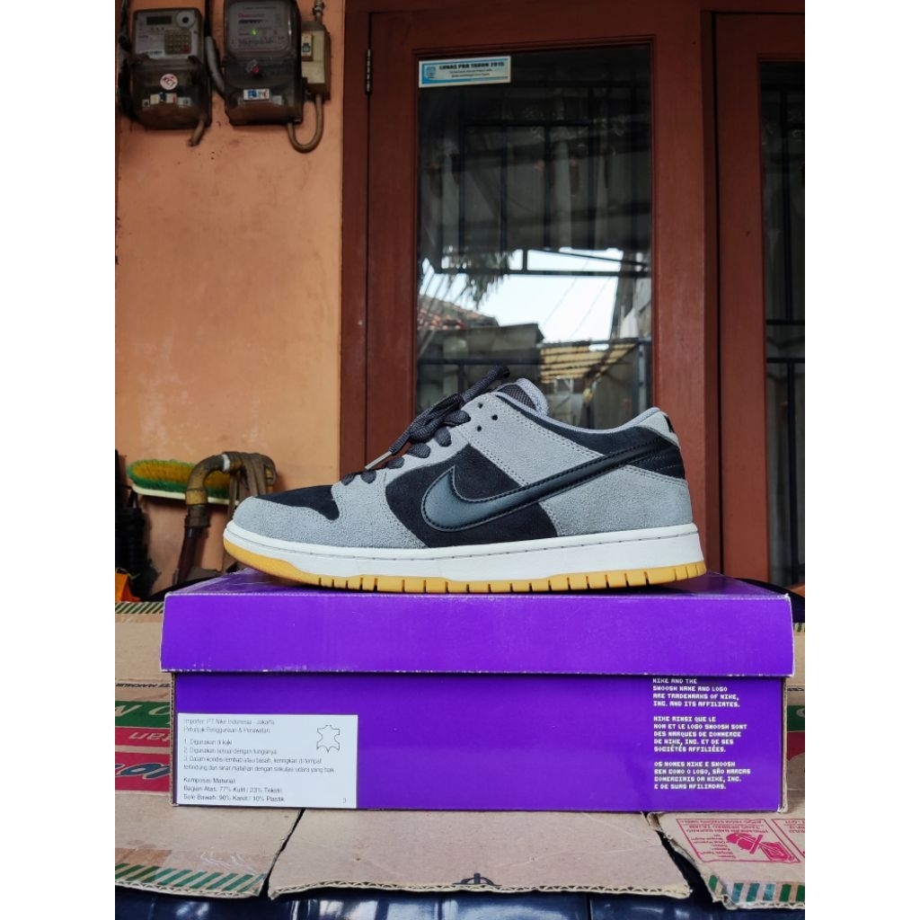 Nike SB Dunk Low Smoke Grey