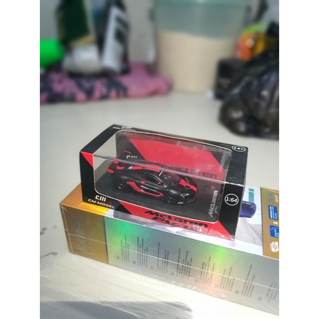 Miniscale 1:64 CM Model Mclaren P1