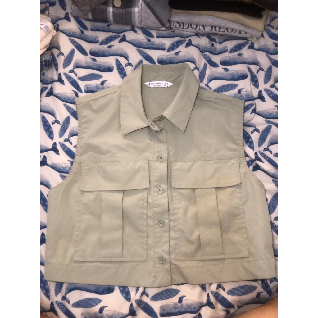 atasan wanita stradivarius hijau tosca