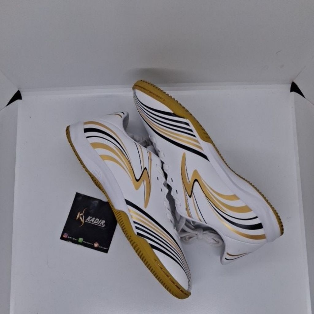 SEPATU FUTSAL SPECS 2G NEO IN