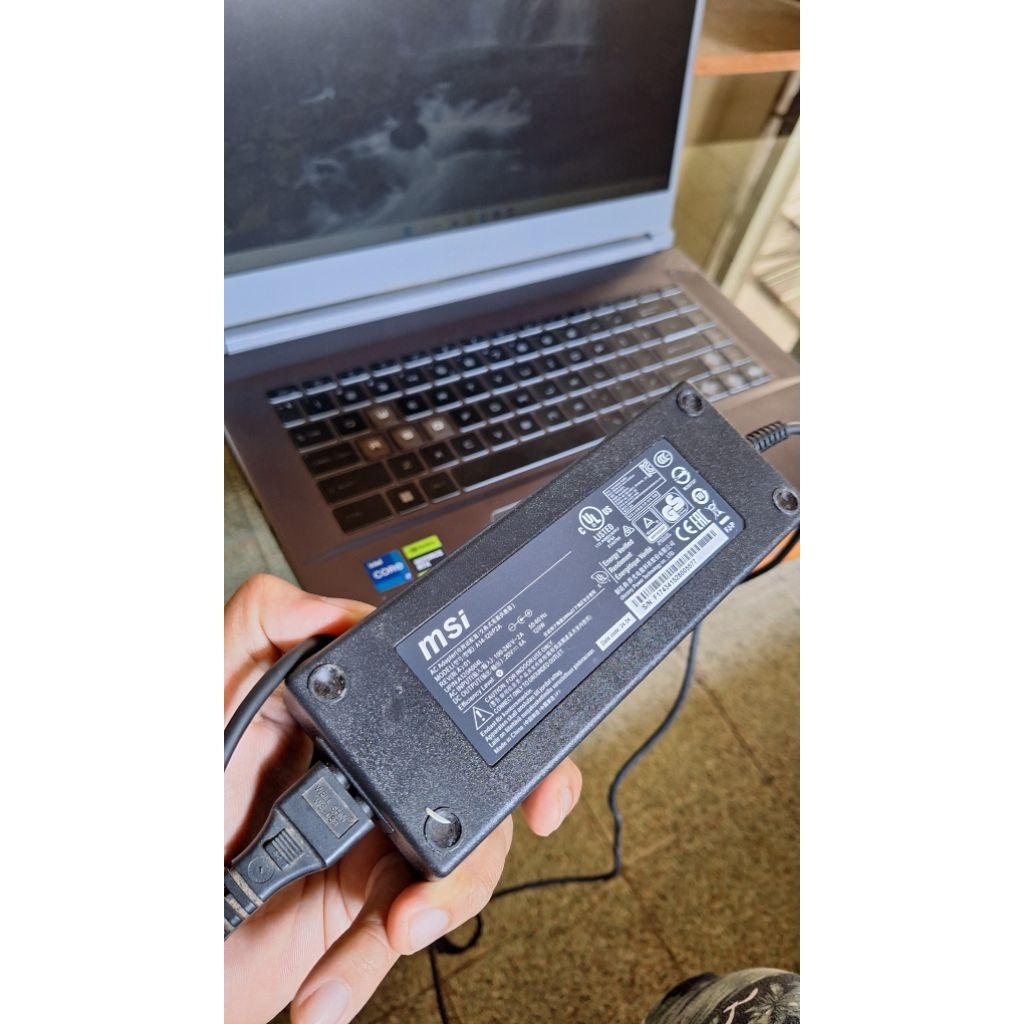 MSI Intel i7 12th gen garansi ON laptop gaming