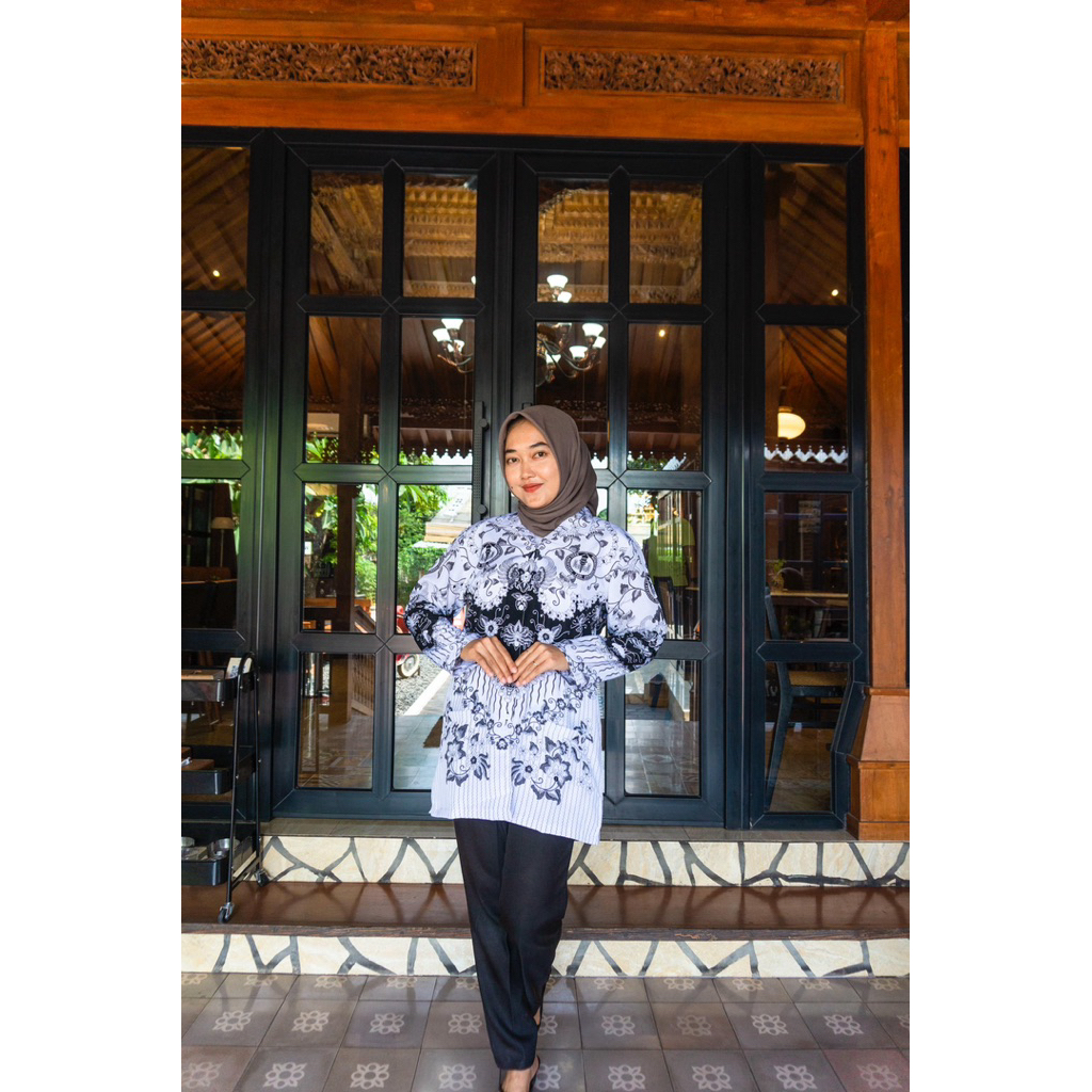 Tunik pgri wanita mengunakan kain kusuma bangsa dan  berlapisan full furing