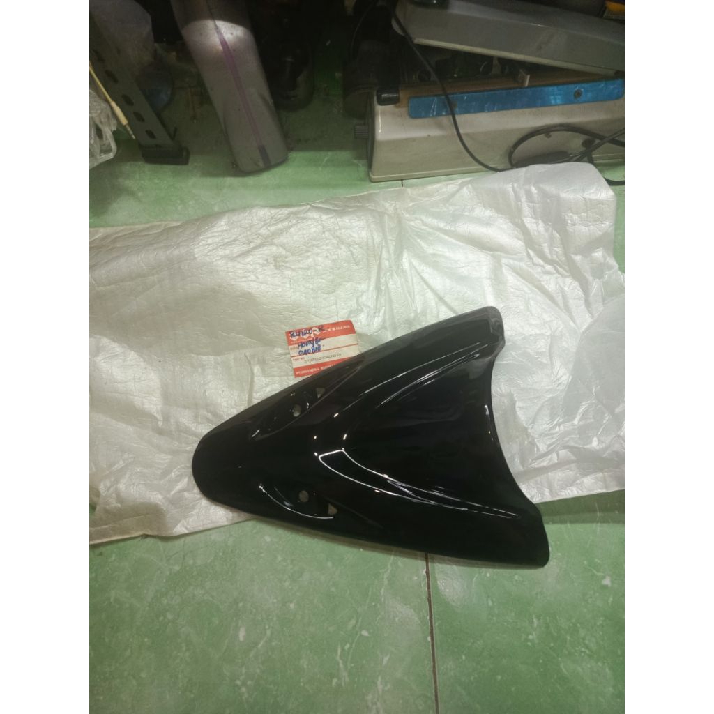 tameng dasi satria 2 tak hiu lscm original sgp hitam