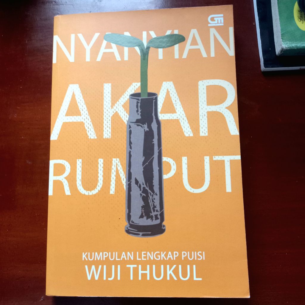 Preloved Nyanyian Akar Rumput by Wiji Thukul