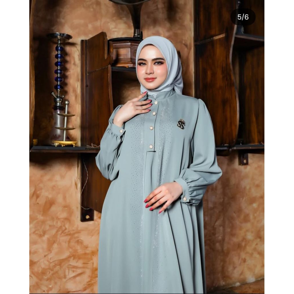 shellasaukia preloved