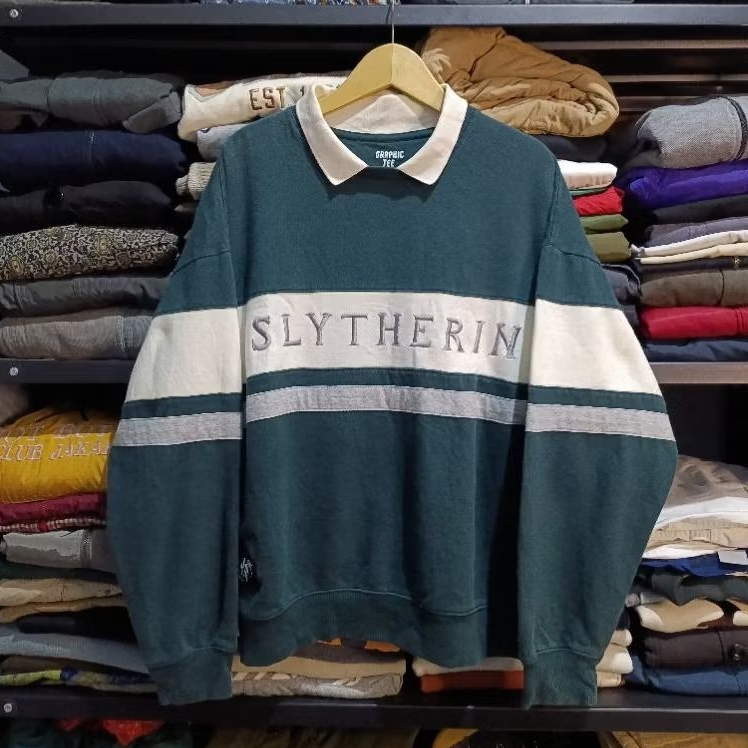 Rugby SPAO Graphic Tee x Harry Potter Slytherin Sweatshirt