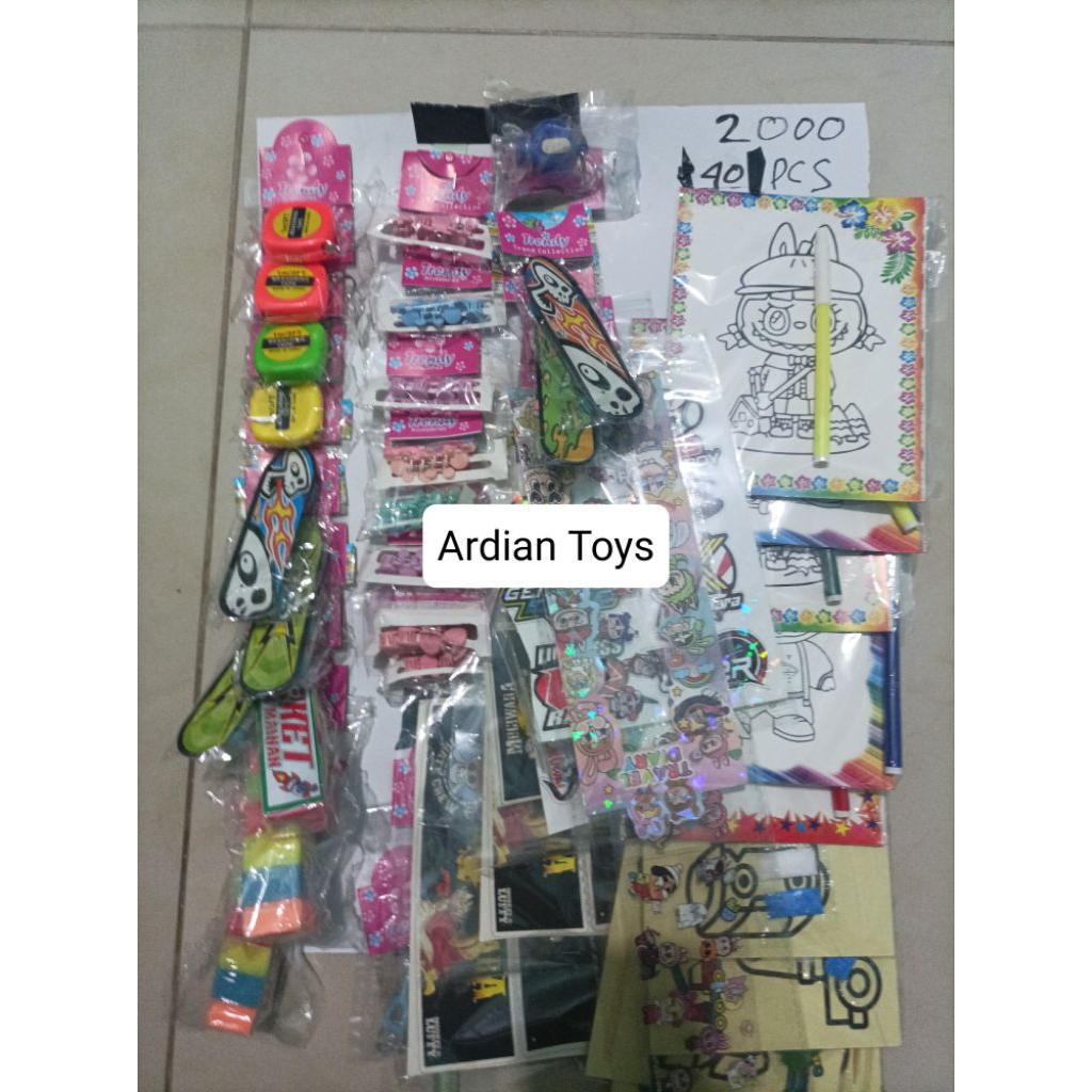 serba 2000 40 pcs mainan anak  dan aksesoris