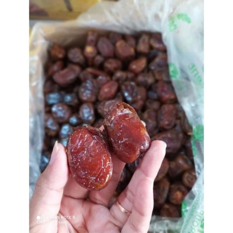 KURMA MADU GOLDEN VALLEY  1kg-250gr  - SOUVENIR OLEH-OLEH HAJI UMROH MEDAN