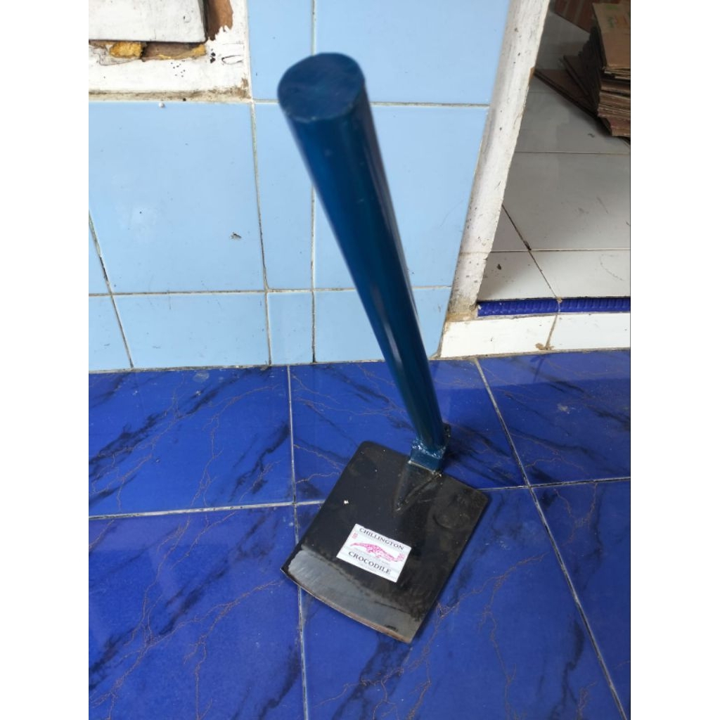 Pacul/ Cangkul gagang besi