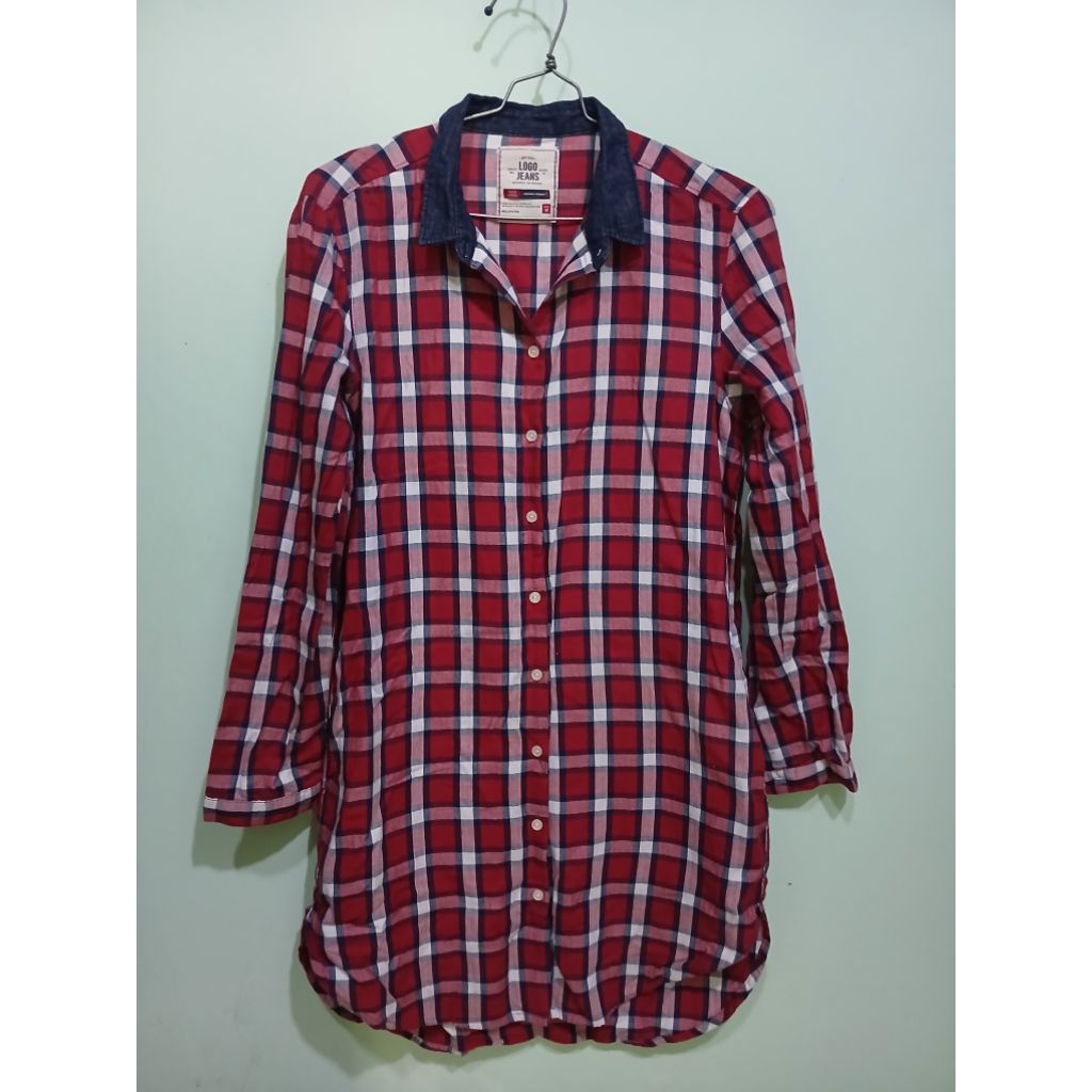 Kemeja Tunik Wanita Kotak Kotak Logo Jeans