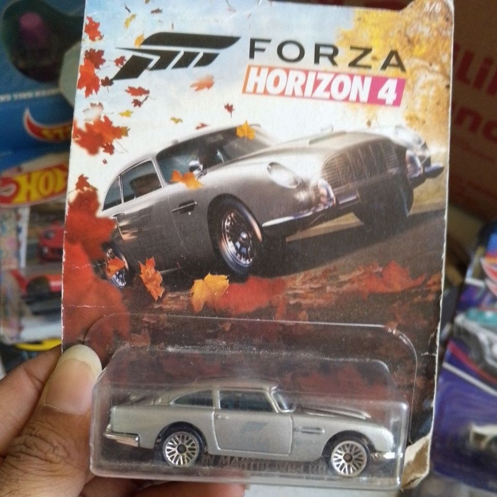 Hotwheels Aston Martin 1963 DBS