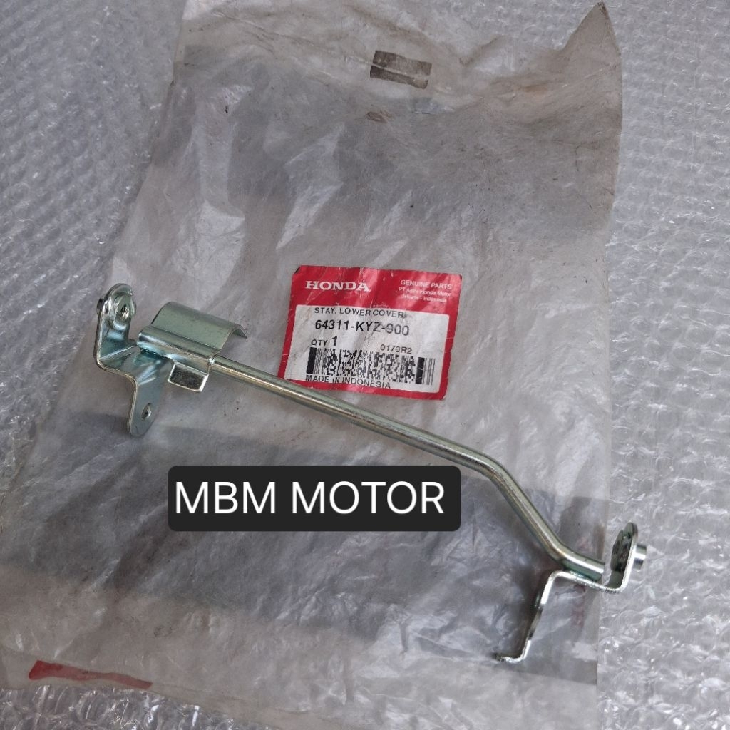 DUDUKAN BRAKET BREKET SAYAP BAWAH HONDA SUPRA X125 X 125 HELM IN ORI AHM 64311-KYZ-900 STAY LOWER CO