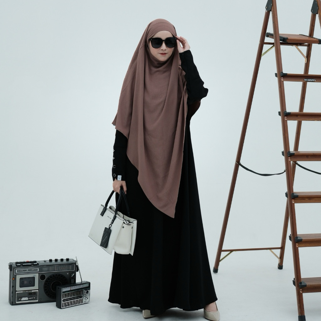 Mahira abaya by Sundara (Preloved/abaya saja)