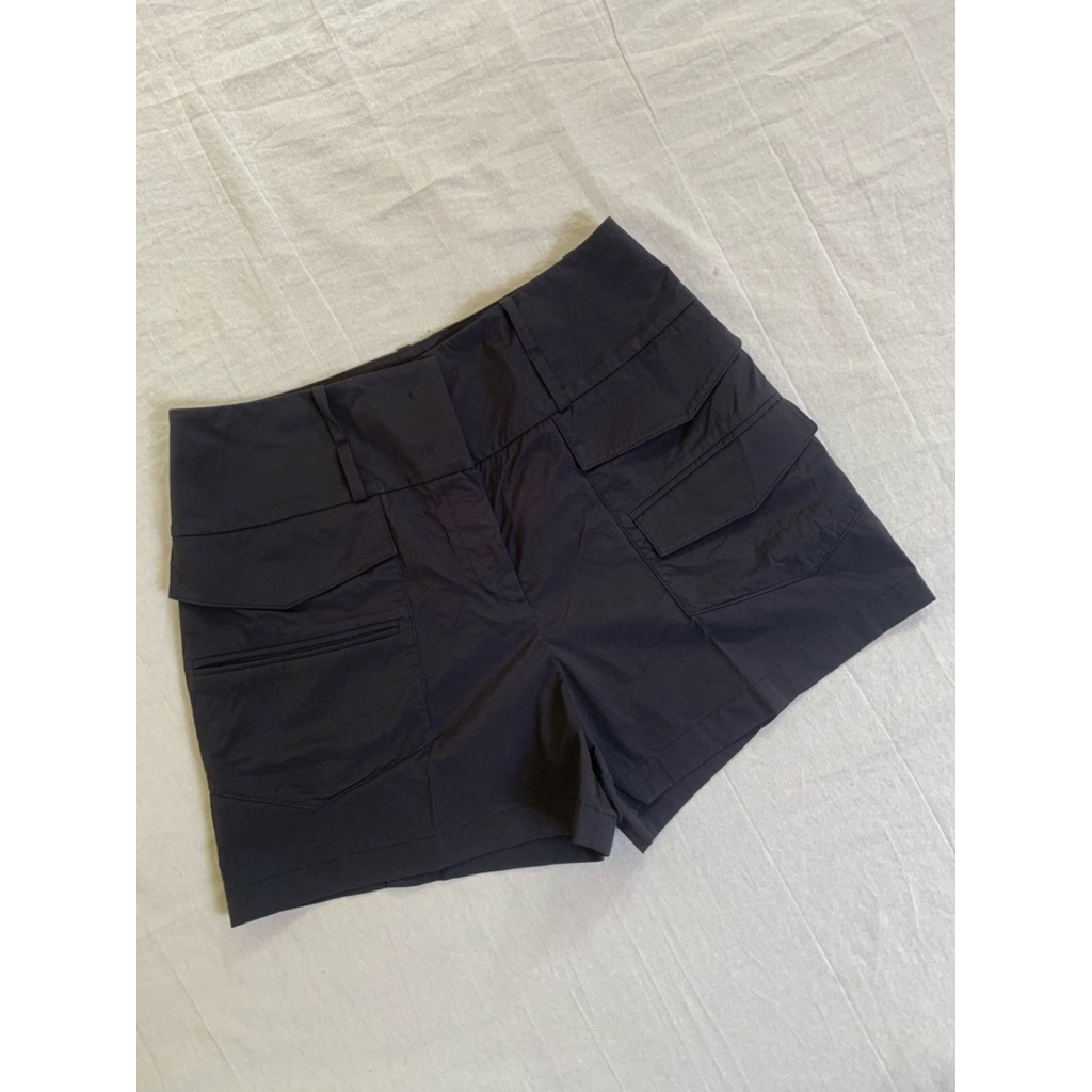 Descente Women Golf Cargo Shorts