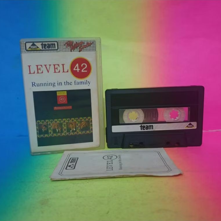 kaset LEVEL 42 running in the family BAGUS mulus TEKS
