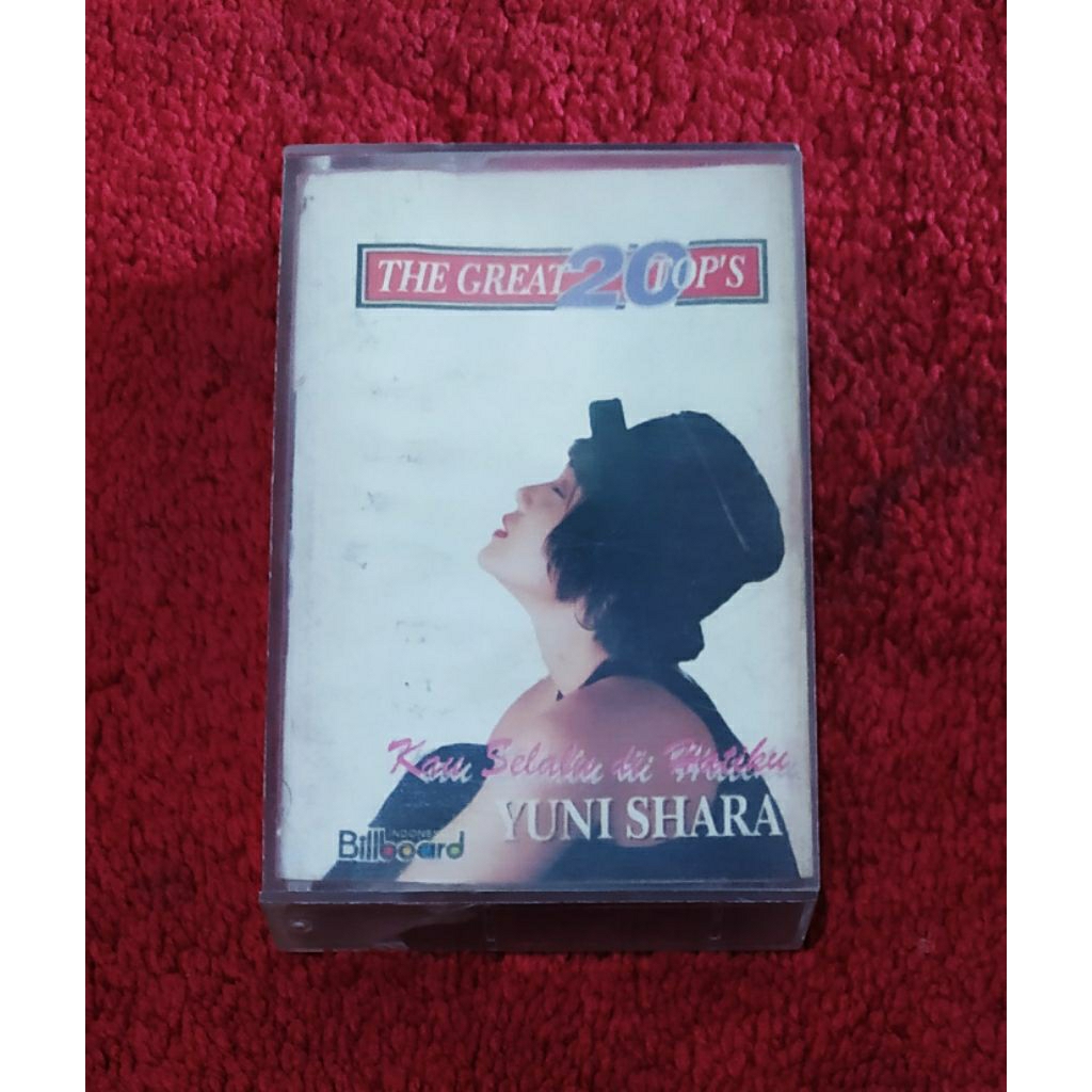 Kaset pita jadul Yuni Shara "The Great 20 Top's" koleksi pribadi