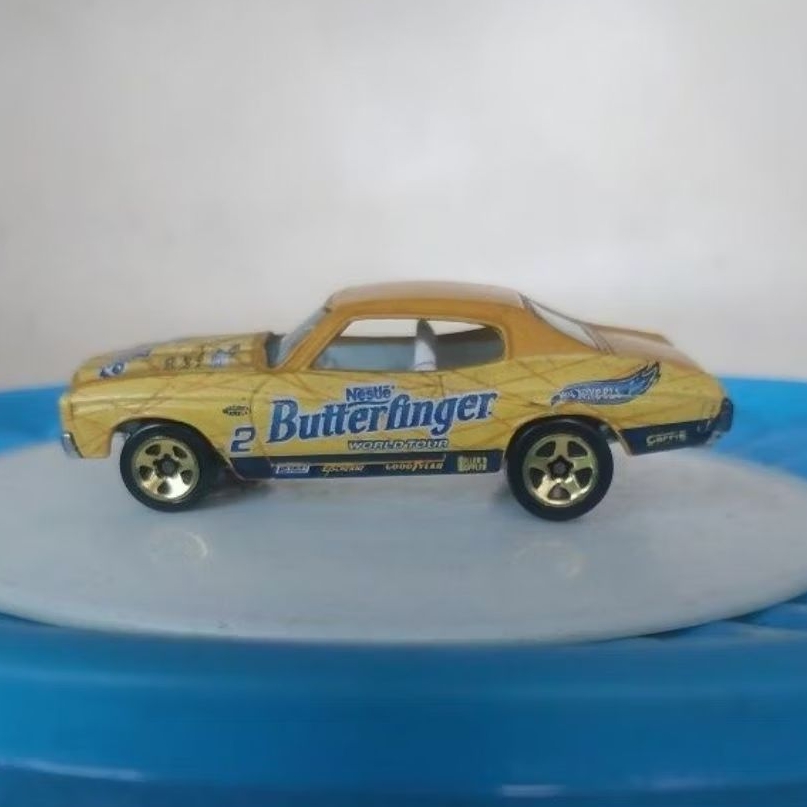 toy Nestle Butterfinger Hot Wheels 1970 Chevelle SS