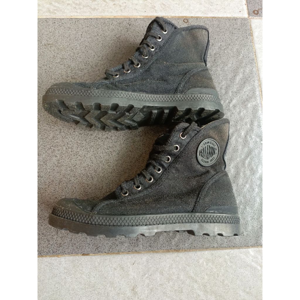 sepatu paladium high