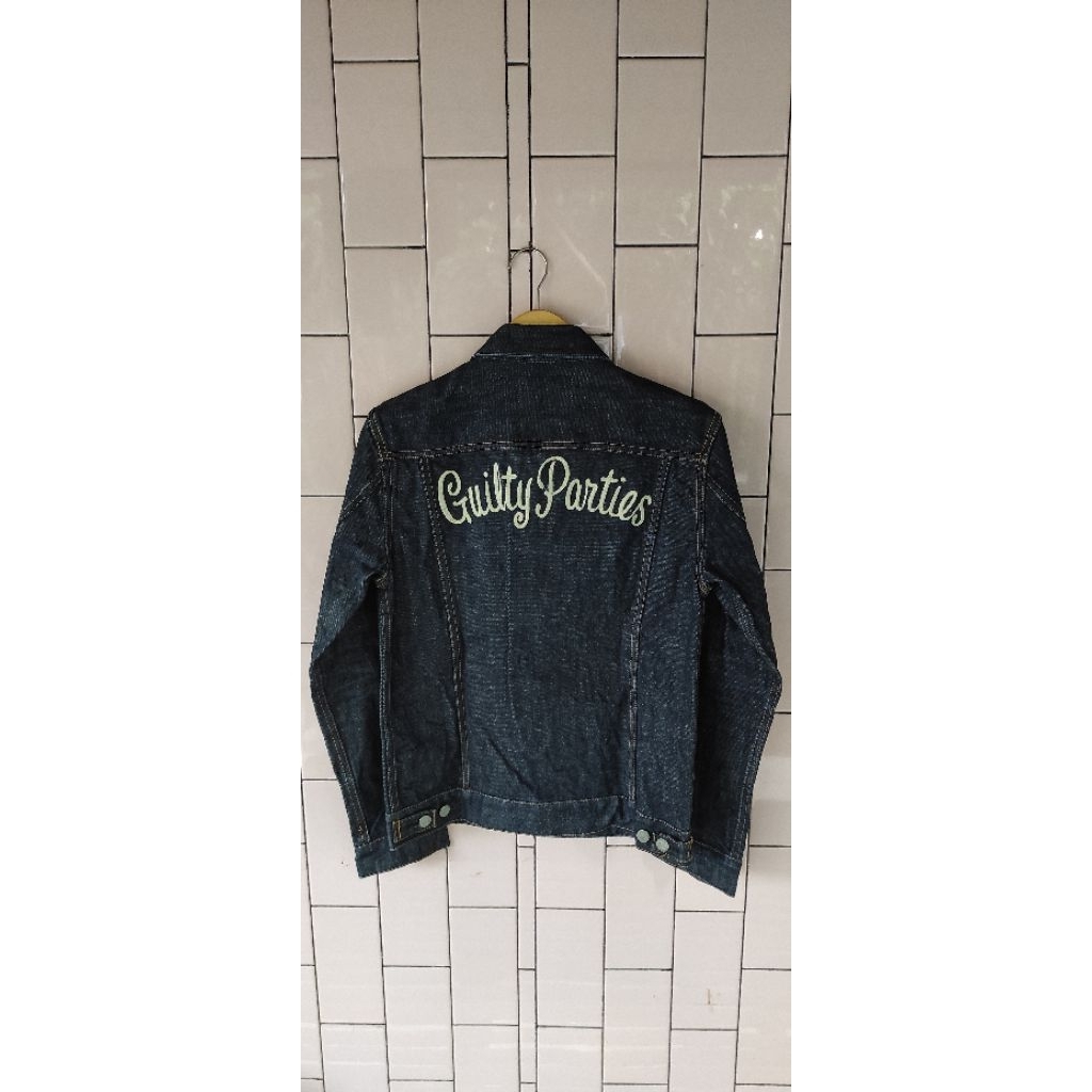 Wacko maria guilty parties Denim jacket indigo JapanOn tag size M fit sPanjang 62
Lebar 48

kondisi 