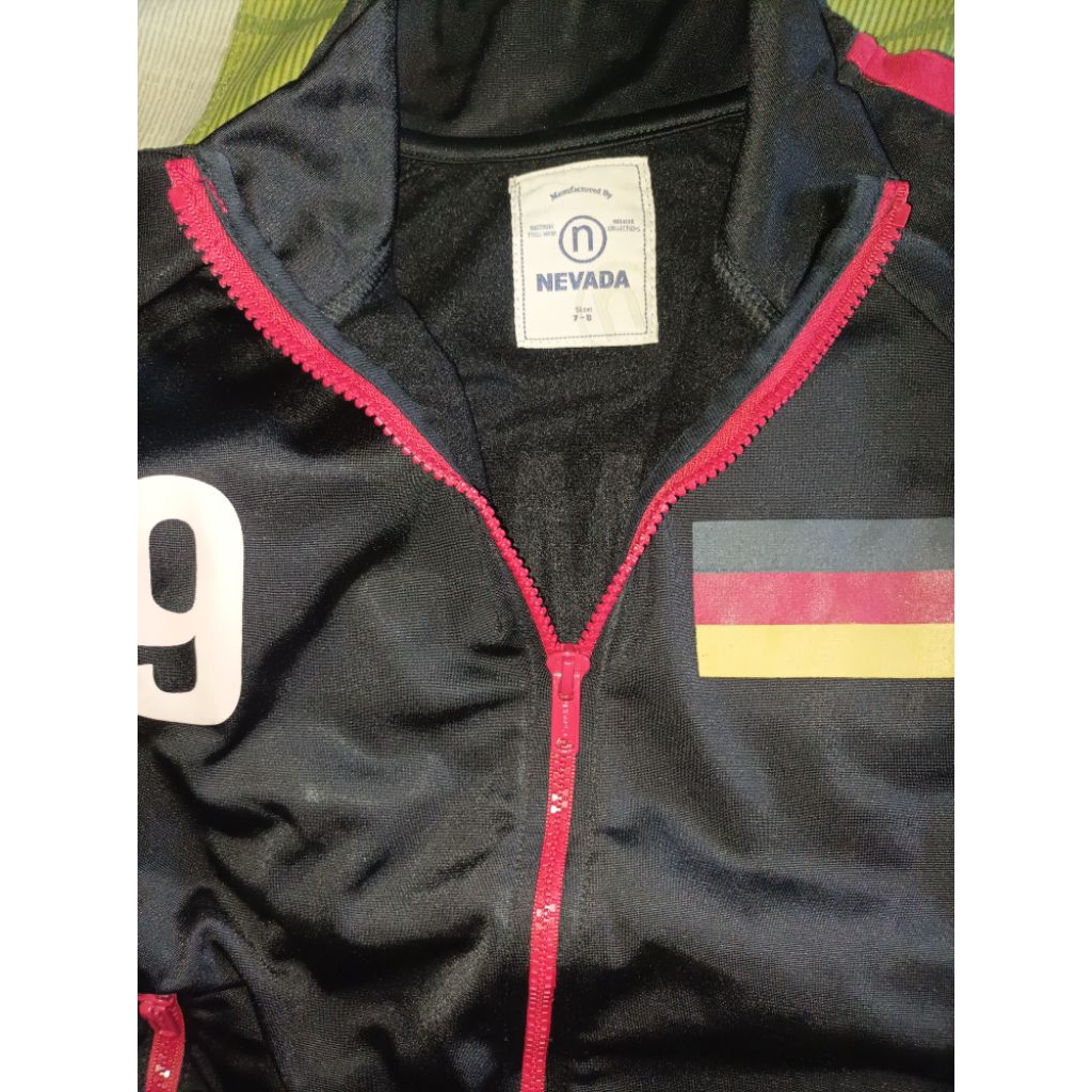 Preloved NEVADA Jaket Anak