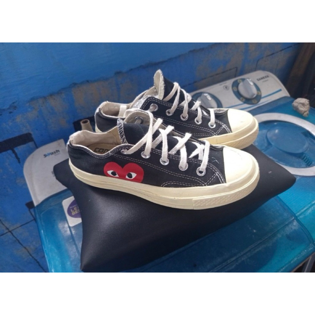 Sepatu Converse CDG
