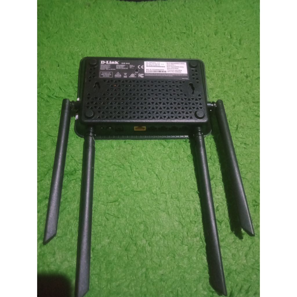 ROUTER WIFI D-LINK DIR-842