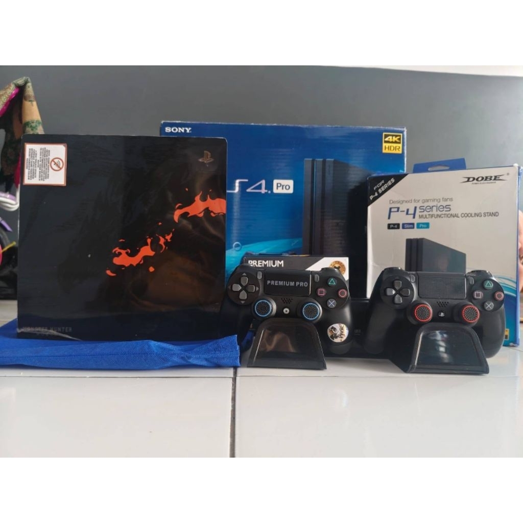 PLAYSTATION PS 4 PRO 4K HDR BEKAS SEPERTI BARU