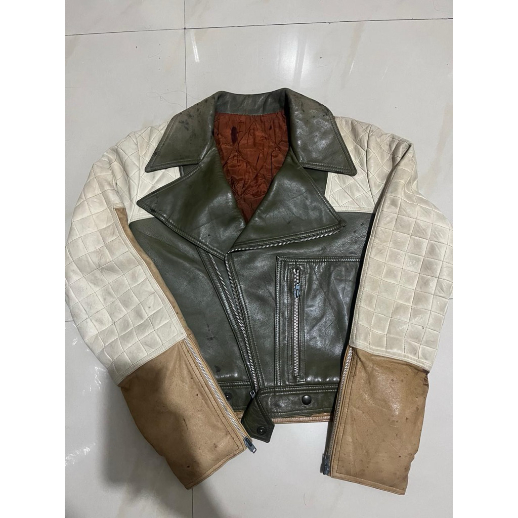 JAKET KULIT RAMONES UNIK