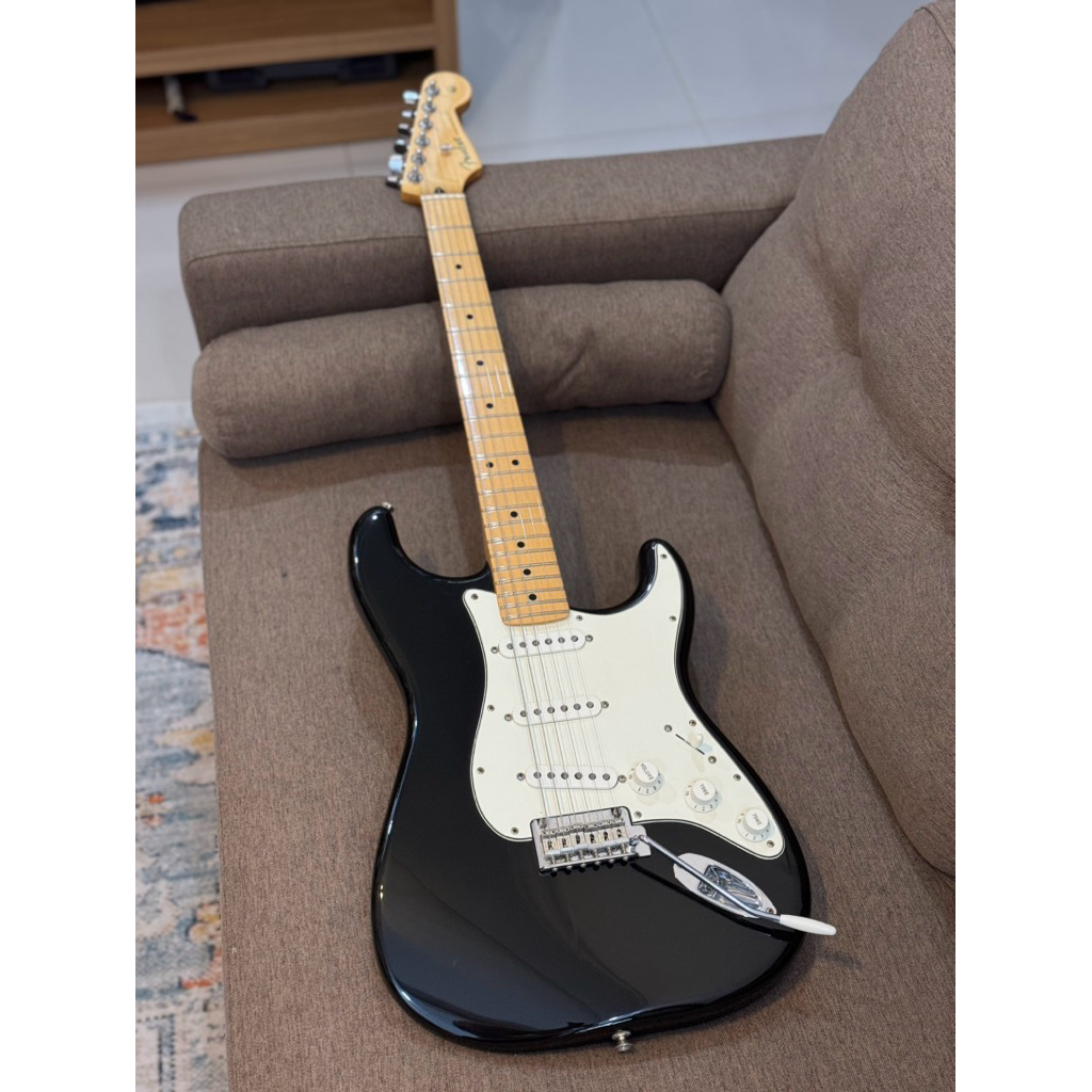 Gitar Fender Stratocaster Player Series made in Mexico