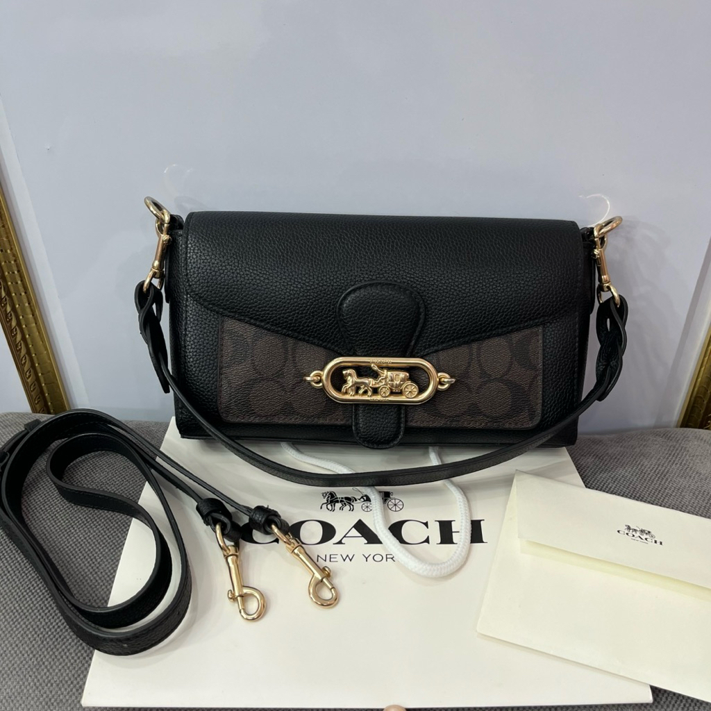 Preloved Coach Jade Shoulder Signature Dark Brown