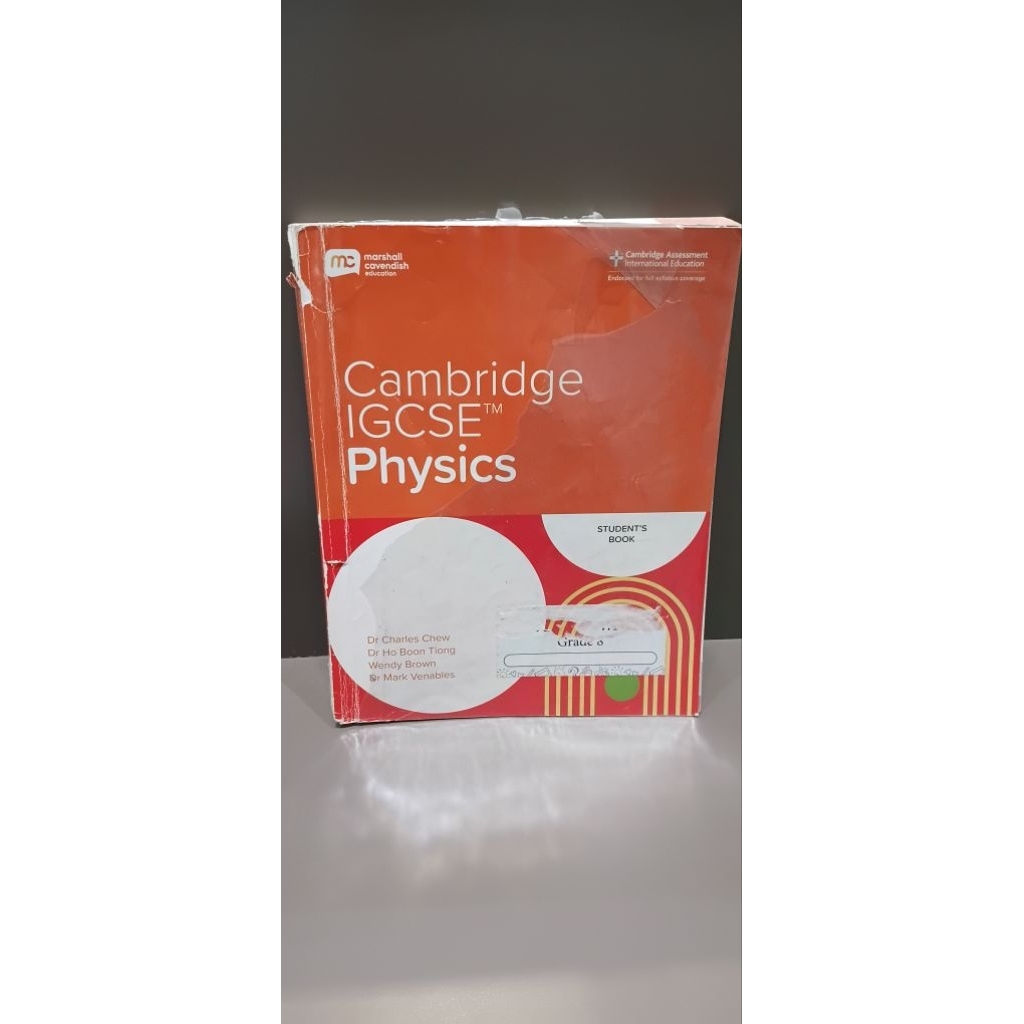 Cambridge IGCSE Physics Student's Book