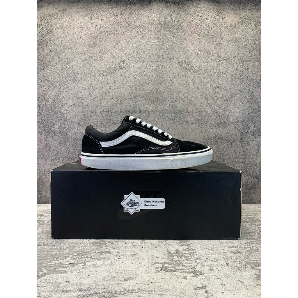 Sepatu Second Vans Old Skool 'Black White' Size 38,5 insole 24,5 cm Original Guarantee