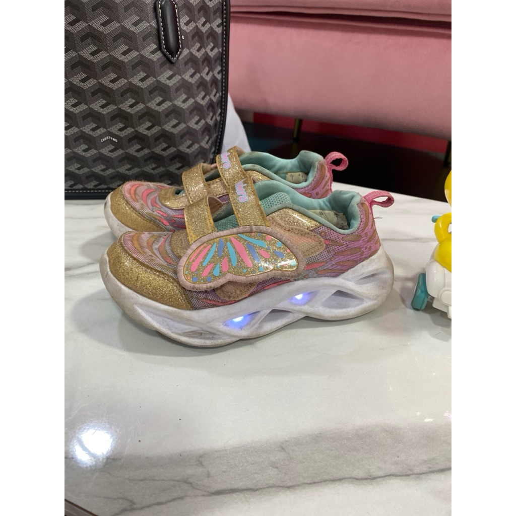 sketcher butterfly preloved